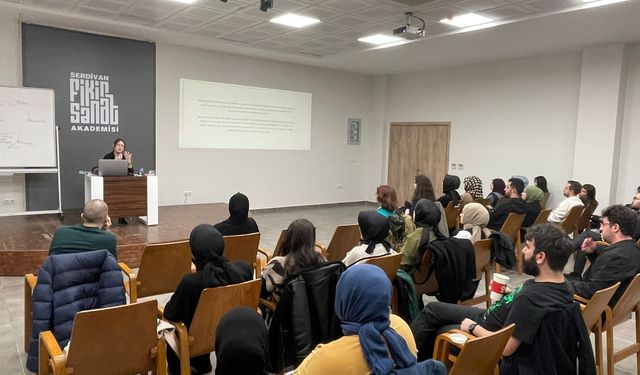 Serdivan Fikir ve Sanat Akademisi’nde Dersler Devam Ediyor