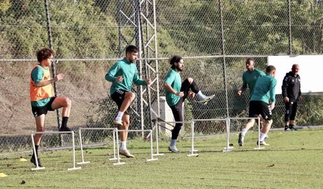 Sakaryaspor, Fatih Karagümrük Maçının Hazırlıklarını Sürdürdü