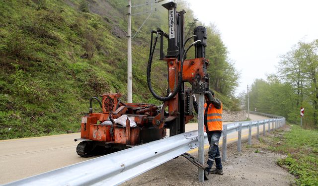 Taşyatak’ta Çelik Bariyer Montajı Tamam