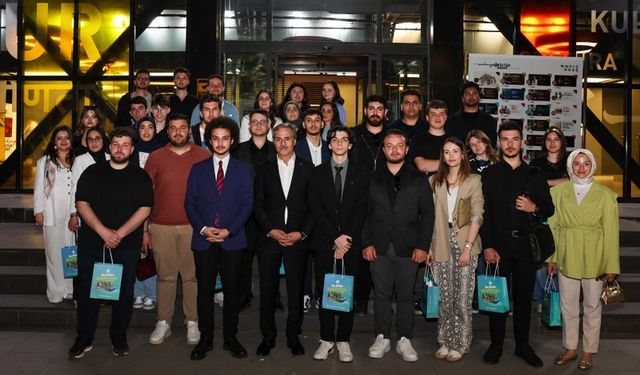 Başkan Yusuf Alemdar Gençlerle Koyu Bir Sakarya Sohbetinde Buluştu