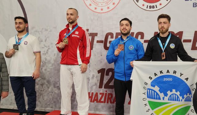 Büyükşehir Sporcularından Arka Arkaya Başarılar