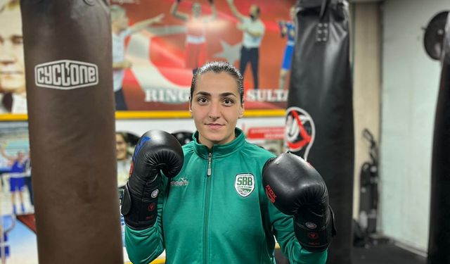 Boks Sporcusu Ece Asude’ye Gururlandıran Davet
