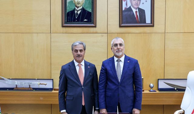 Bakan Işıkhan, Büyükşehir Belediyesi’ni ziyaret etti