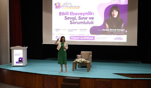 “Çocuklarınıza Pahalı Hediyeler Değil, Sevgi Dolu Anlar Verin”