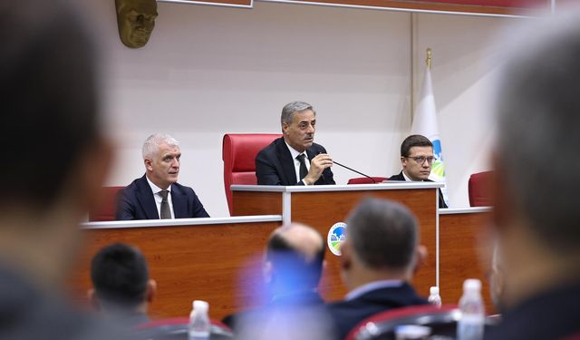 Aynı Anda Her Alanda Yatırım ve Hizmeti Şehrimizle Buluşturuyoruz