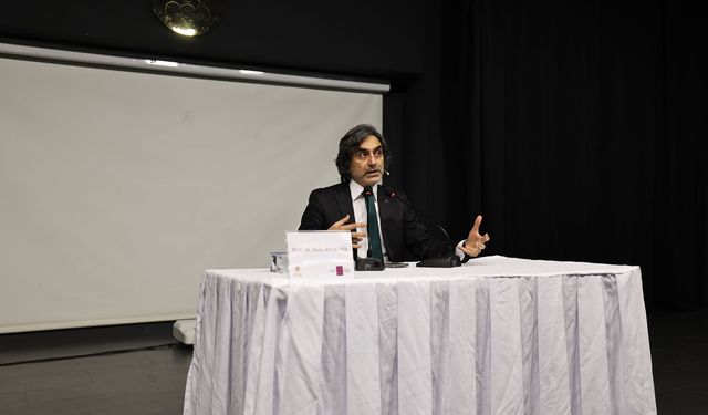 Prof. Dr. Aydemir: “Hak İle Ancak Kalp Mutmain Olur”