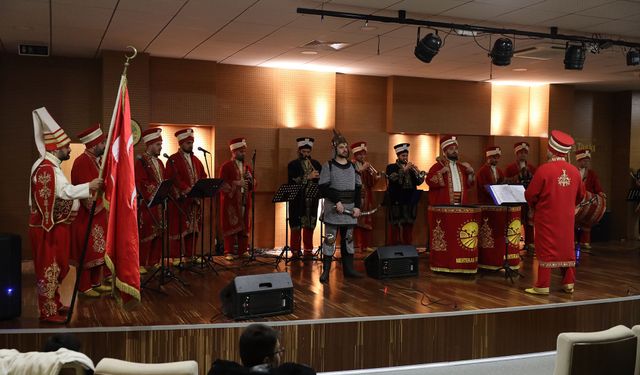 Mehter Geleneği Sahneye Taşındı