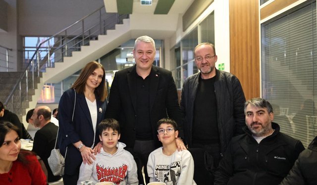 Başkan Osman Çelik Yetim Çocuklarla İftar Yaptı