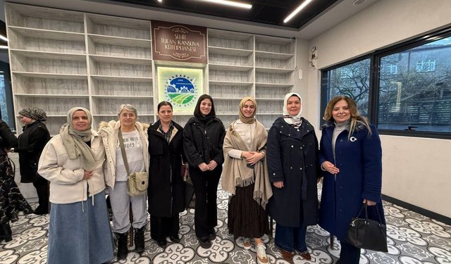 Büyükşehir’in “Kadın Kadına” Projesi Kocaali’de Devam Etti