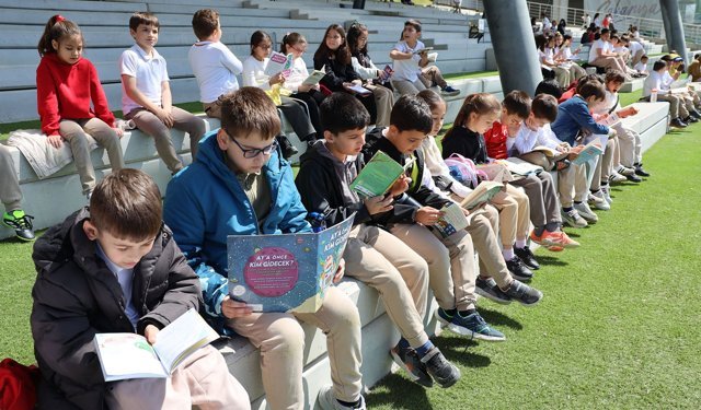 Minikler Ayçiçek Vadisi’nde Dolu Dolu Bir Gün Yaşadı