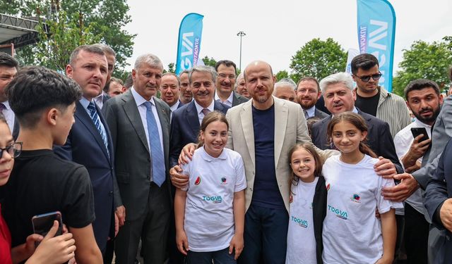 Sakarya'da Yaz Okulu Şenliği: Bilal Erdoğan Gençlerle Buluştu
