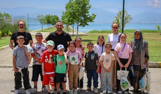 SASKİ’den Anlamlı Organizasyon: Öğrenciler Sapanca Gölü’nü İlk Kez Gördü