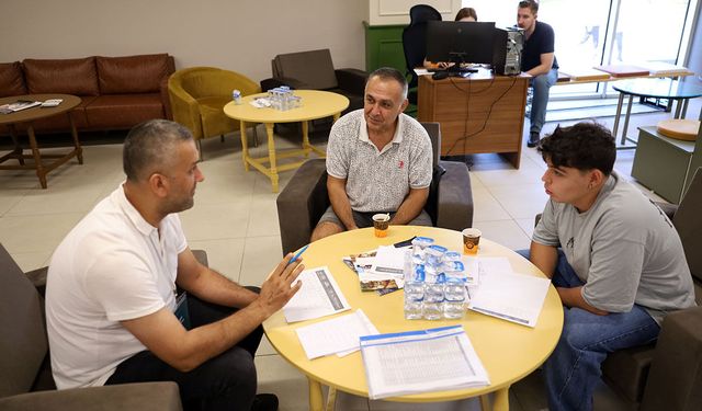 Gençlerin Geleceğine Yön Verecek Tercih Desteği AKM’de Başladı