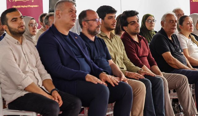 Mevlid-i Nebi Programı Gönüllere Dokundu