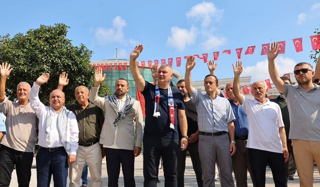 Serdivan’dan Filistin’e Dayanışma Konvoyu Uğurlandı
