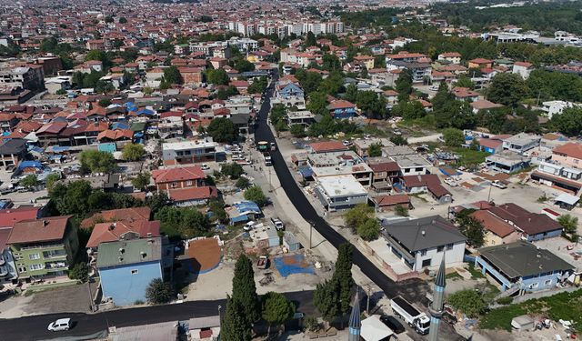 Erenler’de 19 Sokağın Altyapı ve Üstyapısına Büyükşehir Eli