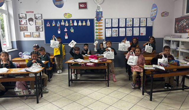 Büyükşehir Kırsaldaki Öğrencilerin Okul Heyecanına Ortak Oldu