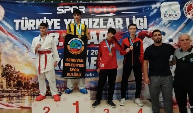 Serdivan’ın Karatecilerinden 25 Madalyalık Büyük Başarı