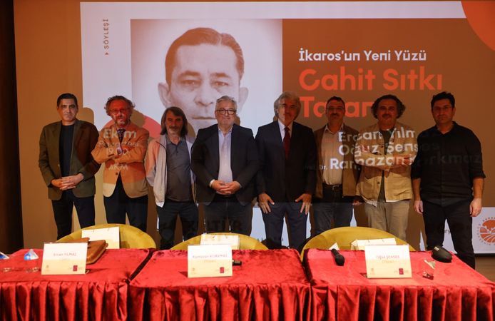Cahit Sıtkı Tarancı’nın Yaşamı ve Şiir Dünyası AKM’de Konuşuldu