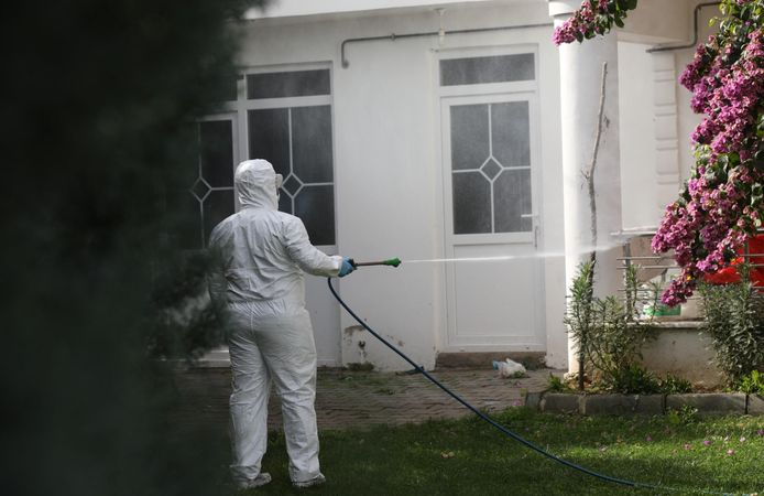 Erenler Belediyesi Kahverengi Kokarca İlaçlamasına Devam Ediyor