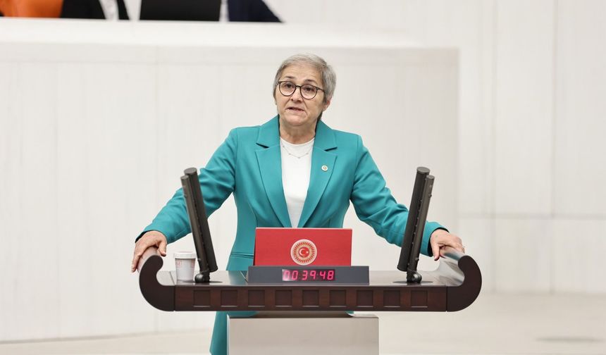 Ayça Taşkent’ten 8 Mart Açıklaması