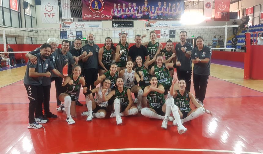 Sakarya Voleybol Evinde VakıfBank'ı Ağırlayacak!