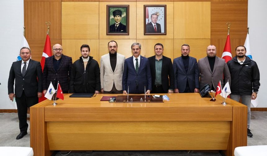 Sakarya'ya Yeni Spor Salonları Futbol Sahaları