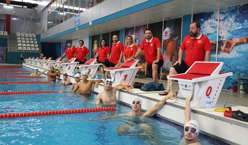 Özel Sporcular Yüzme Milli Takımı Sakarya’da kamp yapıyor