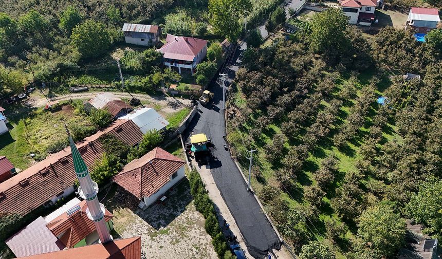 Akyazı’nın Kırsalına Giden Yollar Büyükşehirle Güzelleşti