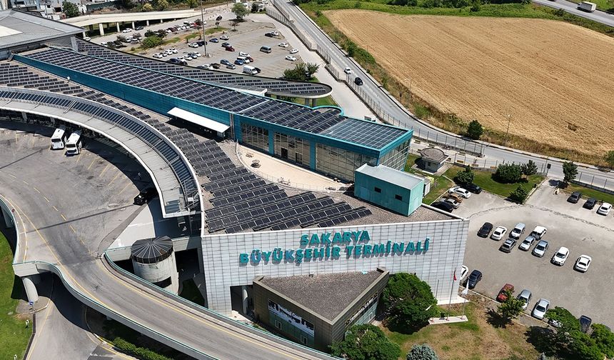 Büyükşehir’den Terminalde Detaylı Temizlik Seferberliği