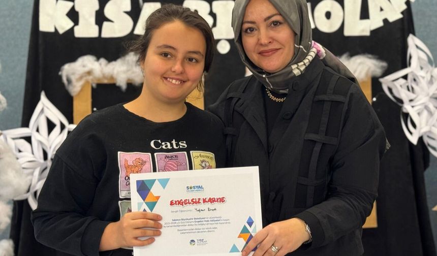 Engelsiz Hobi Atölyelerinde Karne Sevinci