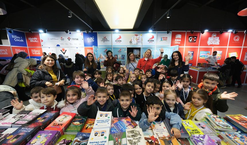 Sakarya Çocuk Edebiyat Fuarı Tarihe Geçti: 100 Bini Aşkın Misafir
