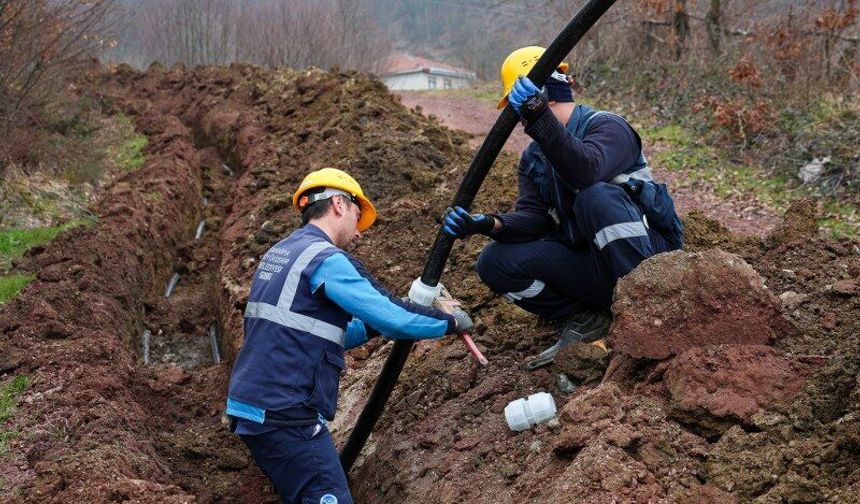 Kamışlı'nın 5 Bin Metrelik İçme Suyu Hattı Yenileniyor!