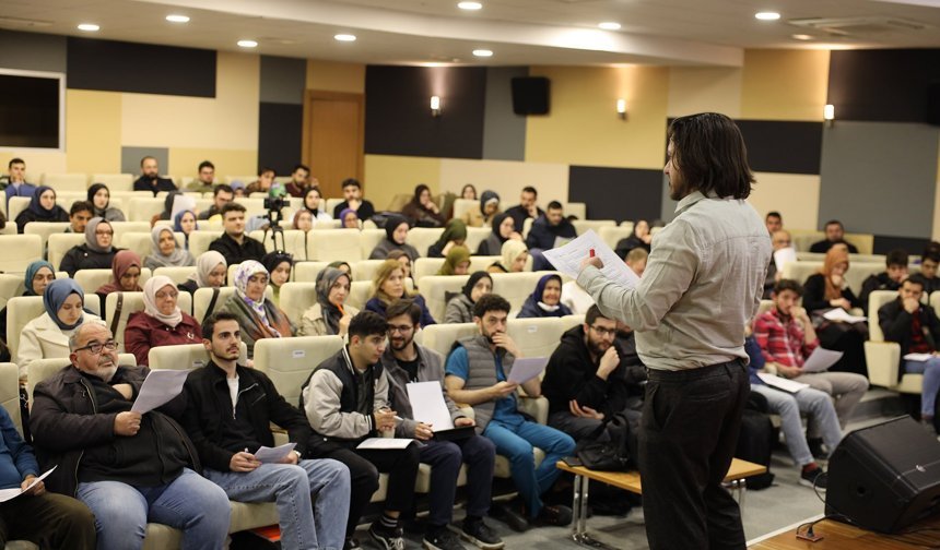 Büyükşehir Akademi’de Doyumsuz Bir Manevi Yolculuk…