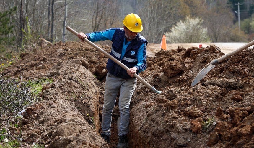 Geyve'de Zarar Gören Altyapı Sil Baştan Yenilendi!