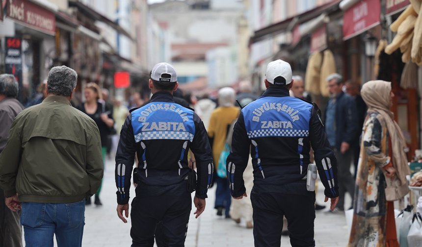 Çark Caddesi ve Uzunçarşı’da Sıkı Denetim!