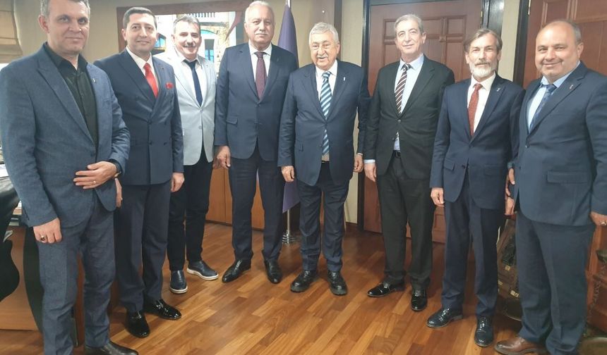 Başkan Kabacan ve Ekibi  Palandöken İle Buluştu