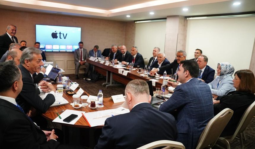 Sakarya Protokolü Tam Kadro Sahada: Bakan Murat Kurum İle Kritik İstişare Toplantısı