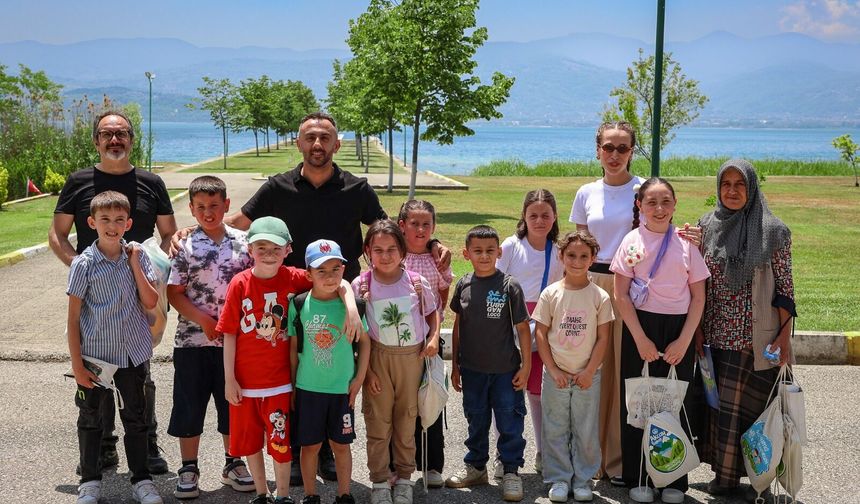 SASKİ’den Anlamlı Organizasyon: Öğrenciler Sapanca Gölü’nü İlk Kez Gördü