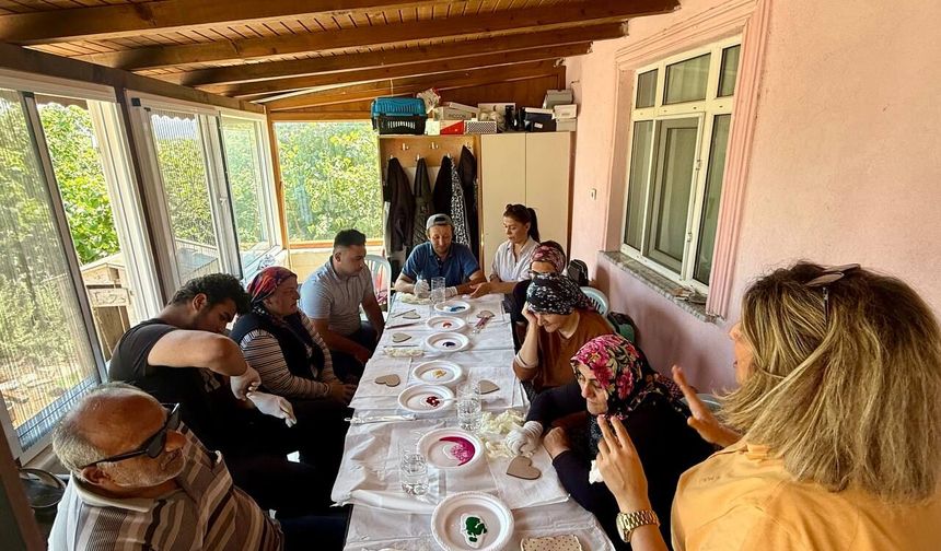 Gezici Umut Atölyesi Özel Bireylerle Karasu ve Söğütlü’de Buluştu