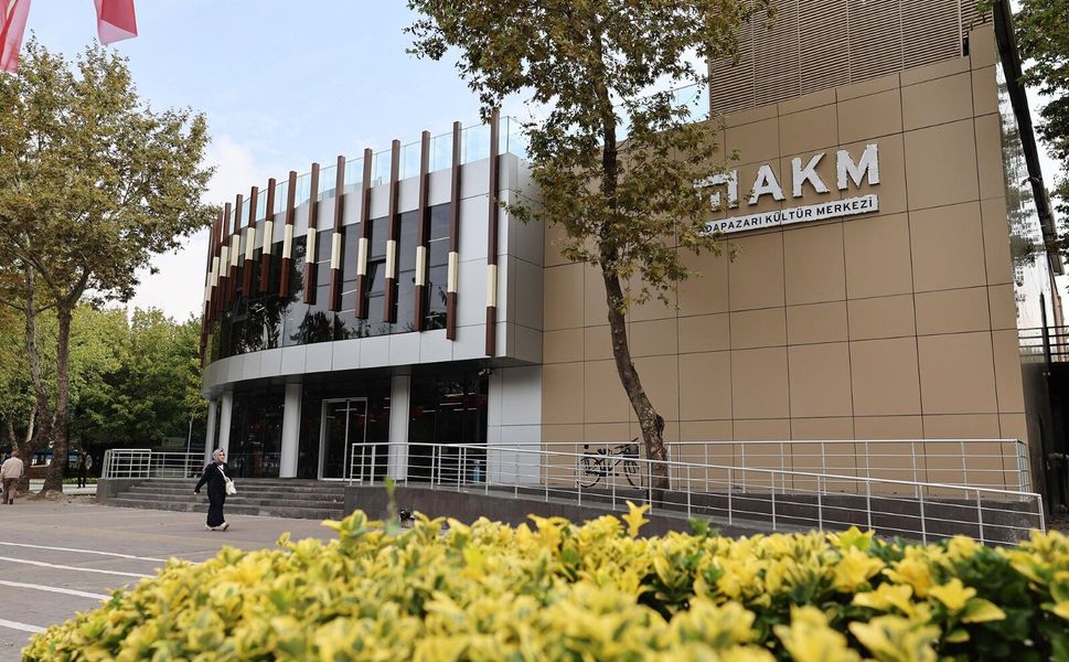 Sakarya’da Gençlerin Artık AKM’si Var: Yıllar Sonra Yine İlgi Odağı…